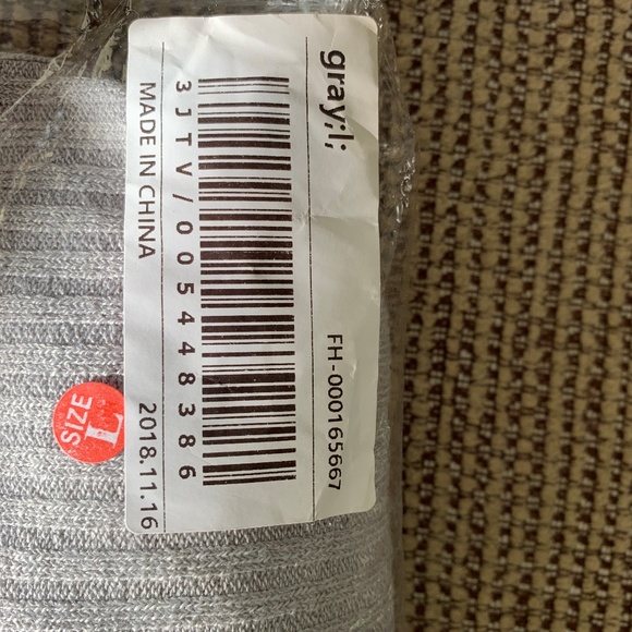 Top - Picture 4 of 4